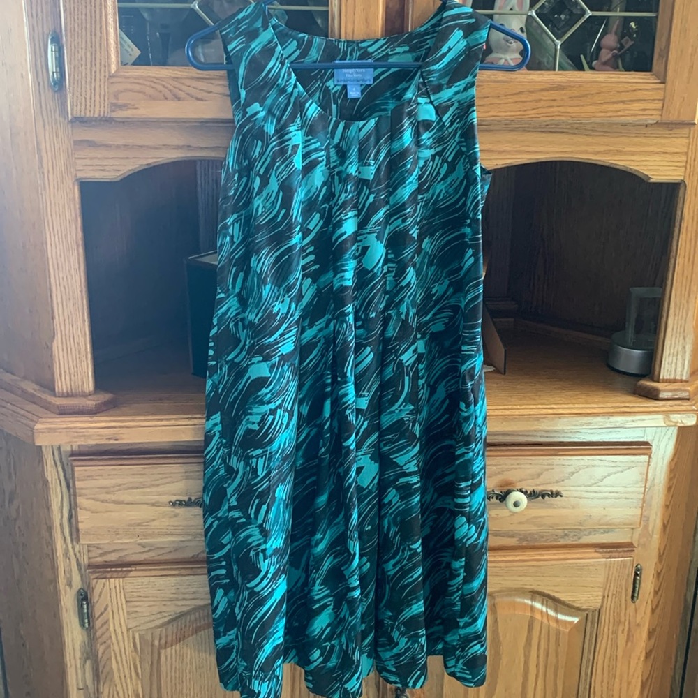 simply Vera Vera Wang size 4 green and black summer dress EUC